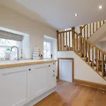 On The With Log Burner - Dog Friendly 오스트윅