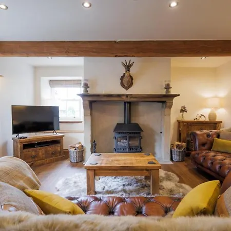5 Star On The With Log Burner - Dog Friendly * Austwick
